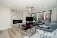 6209 172ND STREET - thumbnail 3