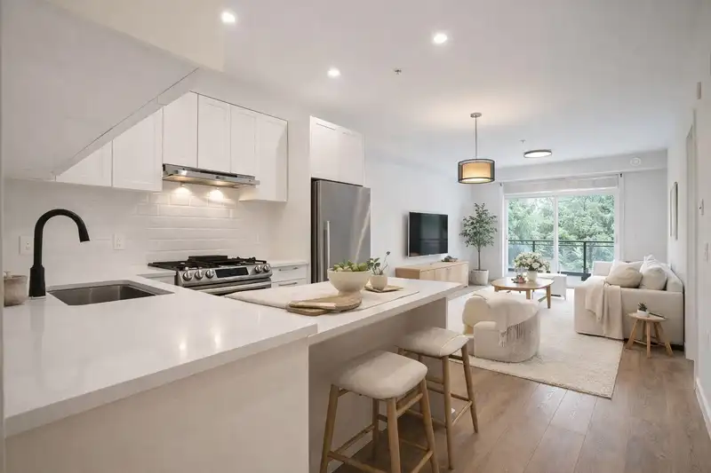 315 5415 BRYDON CRESCENT - photo 2 of 38