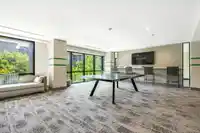 220 9233 ODLIN ROAD - thumbnail 3
