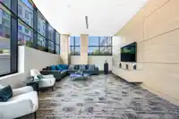 220 9233 ODLIN ROAD - thumbnail 7