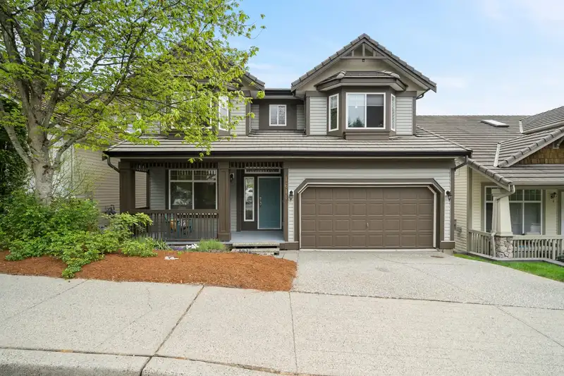 1611 STONERIDGE LANE - photo 1 of 40