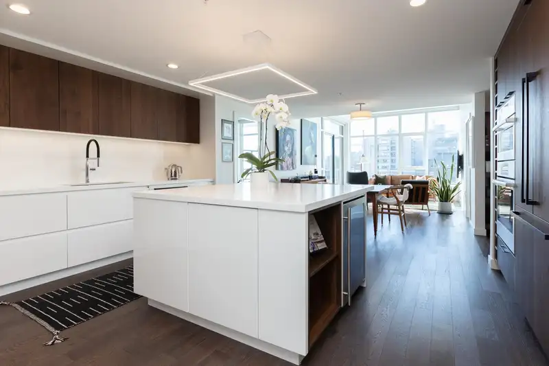 416 1526 FINLAY STREET - photo 3 of 40