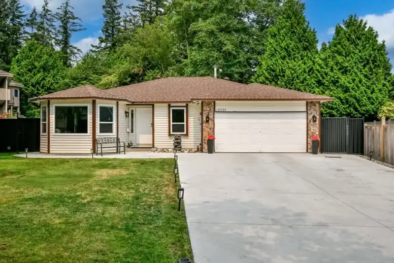 12925 65 AVENUE - photo 1 of 40