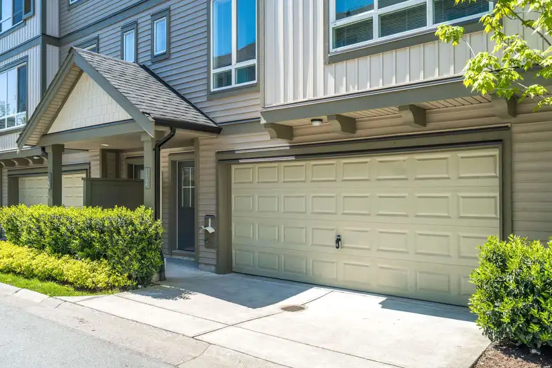 154 30930 WESTRIDGE PLACE - photo 2 of 38