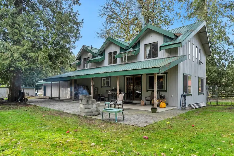13292 232 STREET - photo 2 of 37