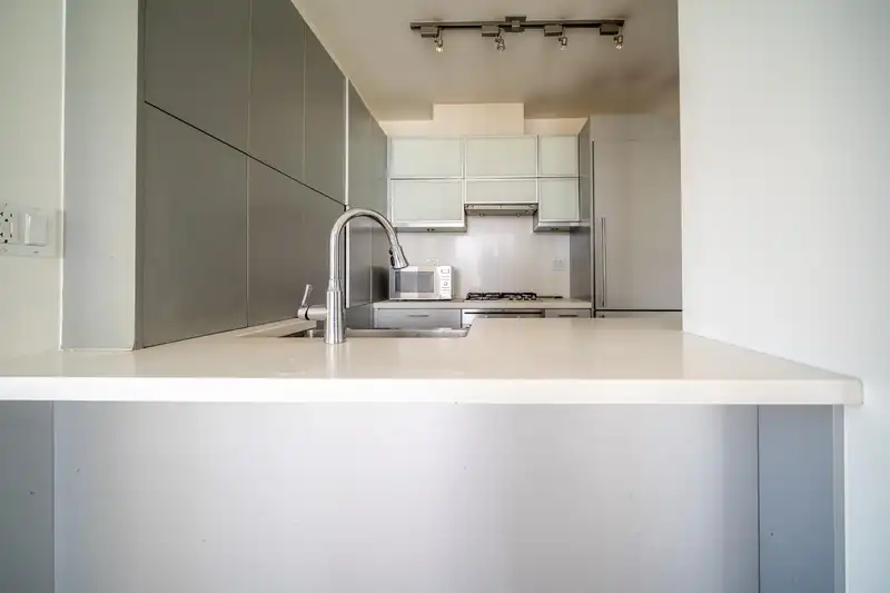 2802 535 SMITHE STREET - photo 3 of 10