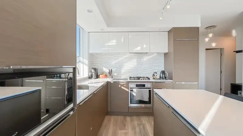 1302 5233 GILBERT ROAD - photo 3 of 26