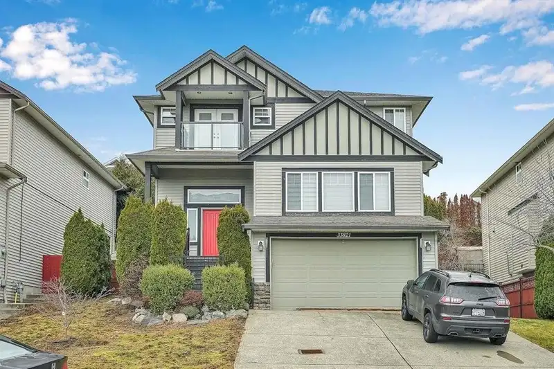 33821 GREWALL CRESCENT - photo 1 of 1