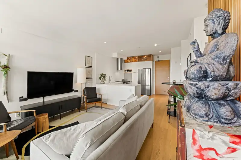 401 1808 W 1ST AVENUE - photo 3 of 14