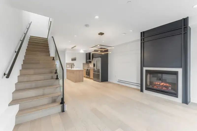 7353 OAK STREET - photo 3 of 12