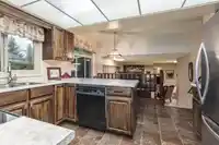 21073 43 AVENUE - thumbnail 9