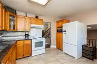 21555 93B AVENUE - thumbnail 9