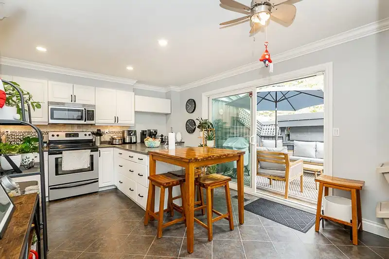 158 JAMES ROAD - photo 3 of 27