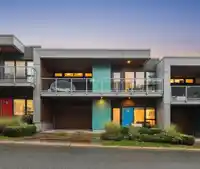 3 3595 SALAL DRIVE - thumbnail 1