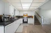 18298 63A AVENUE - thumbnail 13