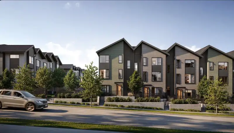 77 7273 183 STREET - photo 2 of 7