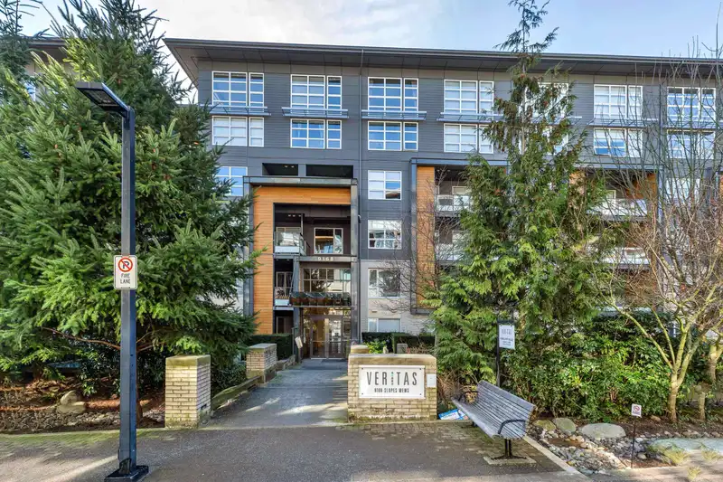 316 9168 SLOPES MEWS - photo 1 of 30