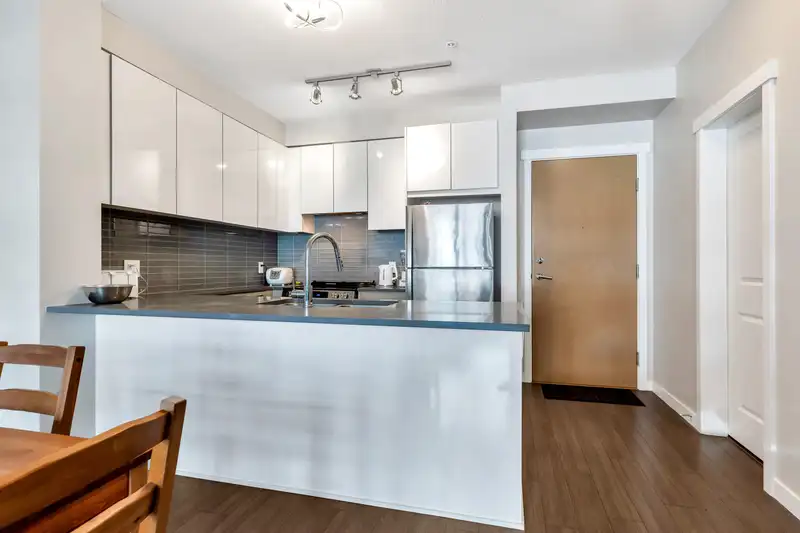 316 9168 SLOPES MEWS - photo 3 of 30