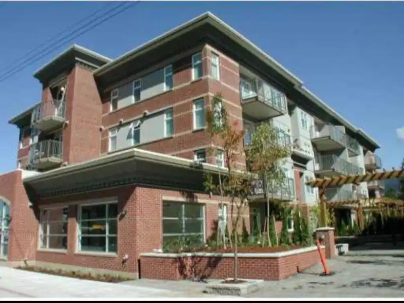 109 3240 ST JOHNS STREET - photo 1 of 7
