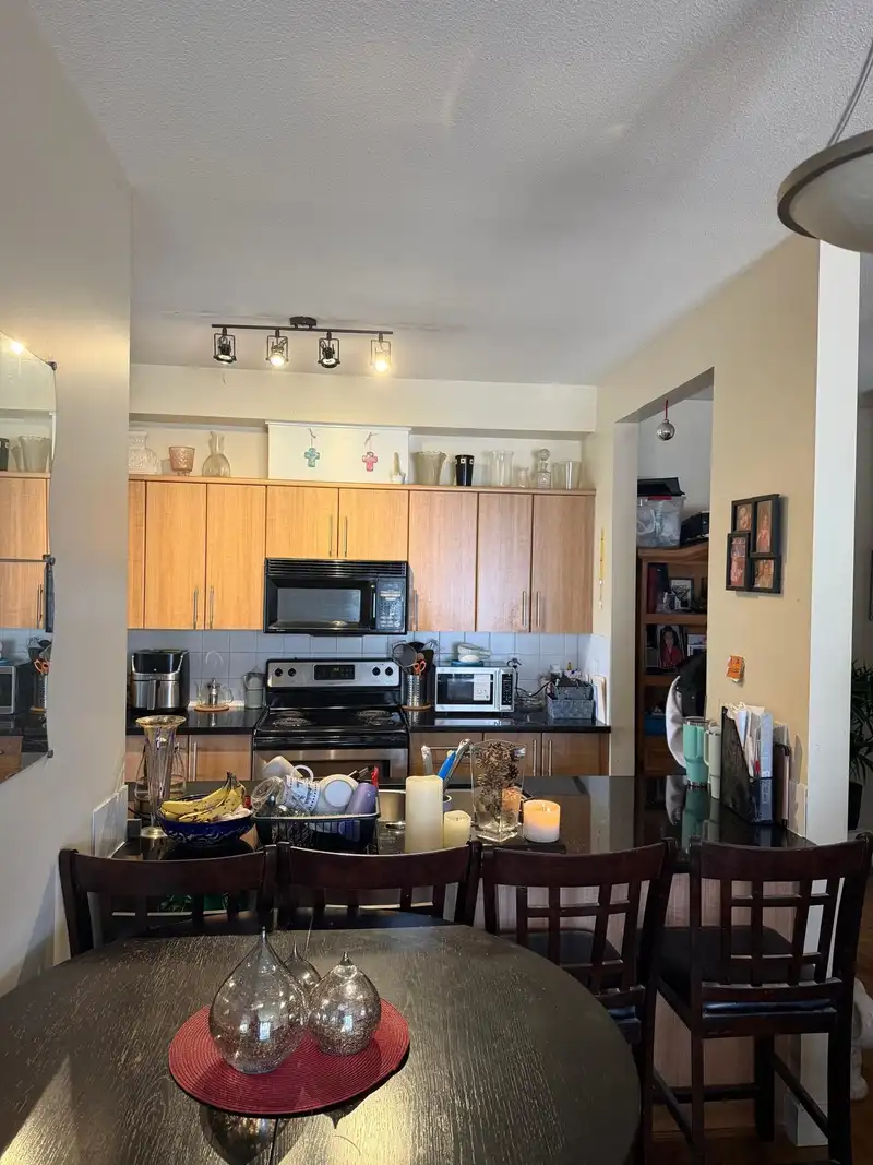109 3240 ST JOHNS STREET - photo 3 of 7