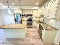 10 8091 WILLIAMS ROAD - thumbnail 13