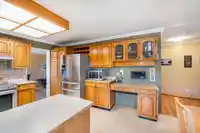 382 BALFOUR DRIVE - thumbnail 10
