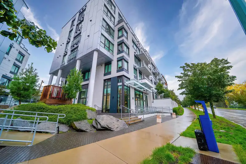 205 4932 CAMBIE STREET - photo 1 of 26