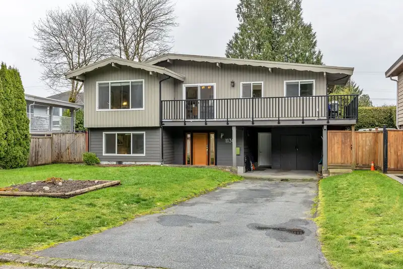1130 BLUE HERON CRESCENT - photo 1 of 40