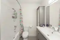 317 630 ROCHE POINT DRIVE - thumbnail 9