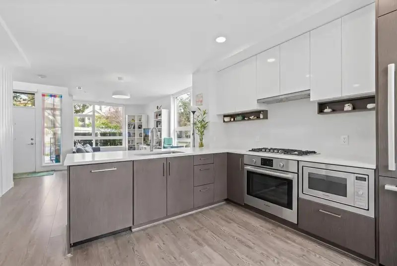 190 W 63RD AVENUE - photo 1 of 25