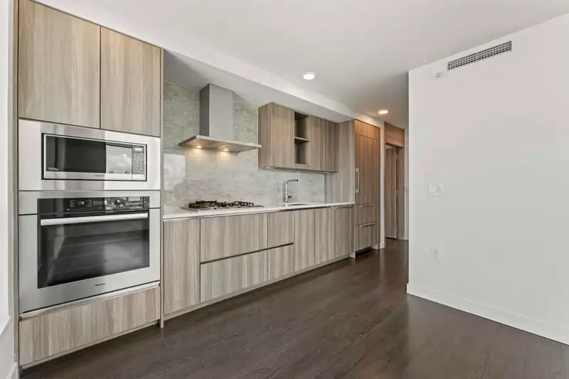 2709 455 SW MARINE DRIVE - photo 4 of 30