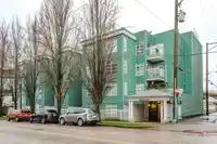 304 8989 HUDSON STREET - thumbnail 1