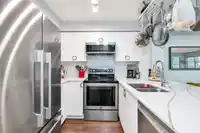 304 8989 HUDSON STREET - thumbnail 12