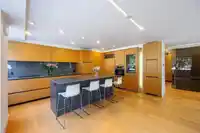 203 2167 BELLEVUE AVENUE - thumbnail 9