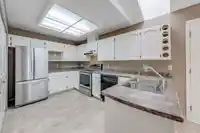 148 8737 212 STREET - thumbnail 12