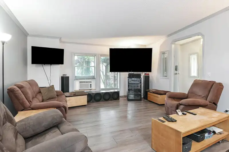 24643 21B AVENUE - photo 3 of 35