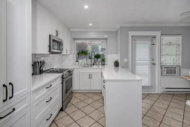 5 23575 119 AVENUE - photo 4 of 22