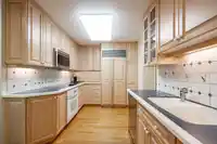 4651 VALLEY ROAD - thumbnail 15