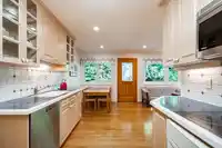 4651 VALLEY ROAD - thumbnail 17