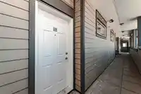 216 32083 HILLCREST AVENUE - thumbnail 2