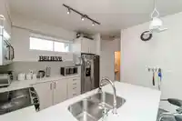 216 32083 HILLCREST AVENUE - thumbnail 11