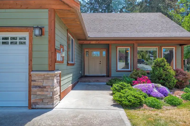 1420 SUNDANCE PLACE - photo 1 of 36