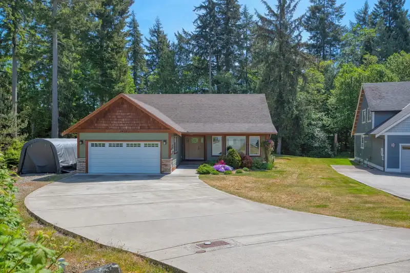 1420 SUNDANCE PLACE - photo 3 of 36