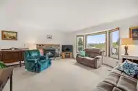 9315 213 STREET - thumbnail 6