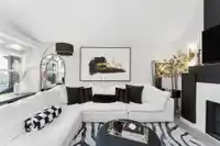 5 1550 LARKHALL CRESCENT - thumbnail 3