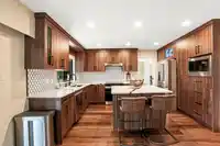 13846 18 AVENUE - thumbnail 10