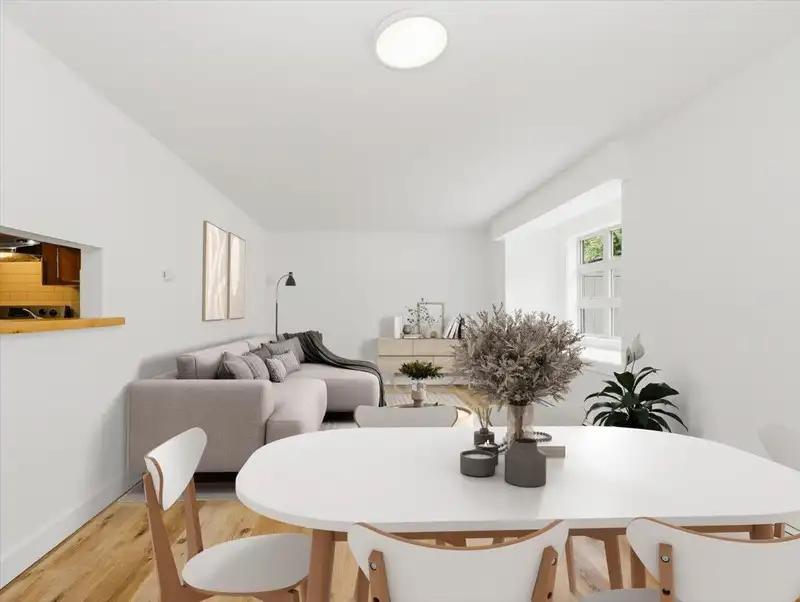 102 235 W 4TH STREET - photo 4 of 29