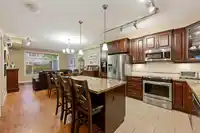 104 8258 207A STREET - thumbnail 4