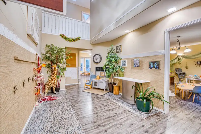 10800 ROCHDALE DRIVE - photo 4 of 29