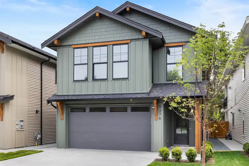 9376 MCNAUGHT ROAD - photo 1 of 38